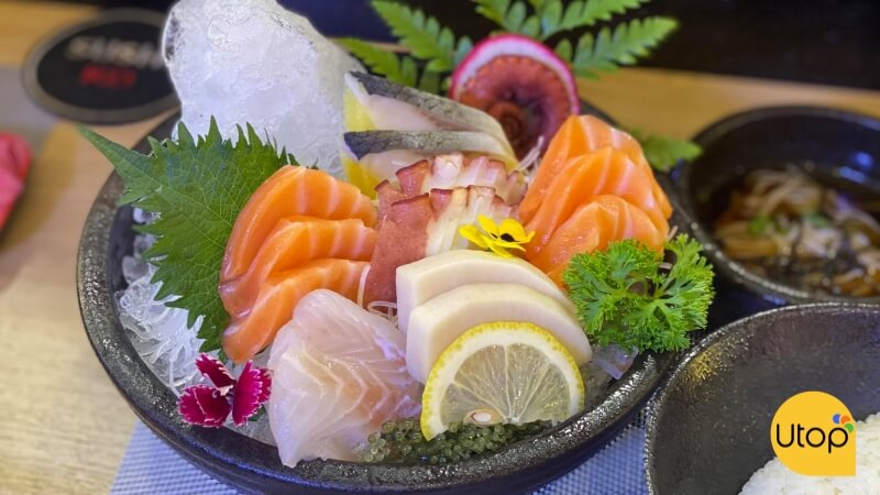 sashimi tươi sống tuyệt ngon