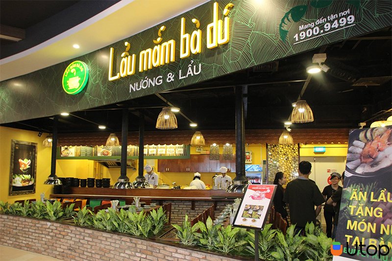 Lẩu mắm Sài Gòn bà Dú