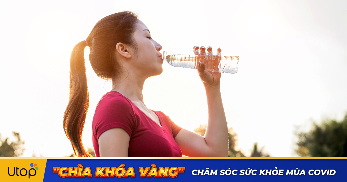 Uống đủ lượng nước mà cơ thể cần