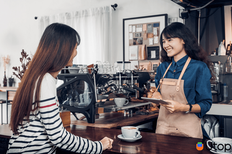 Làm phục vụ cho các quán cà phê, nhà hàng.