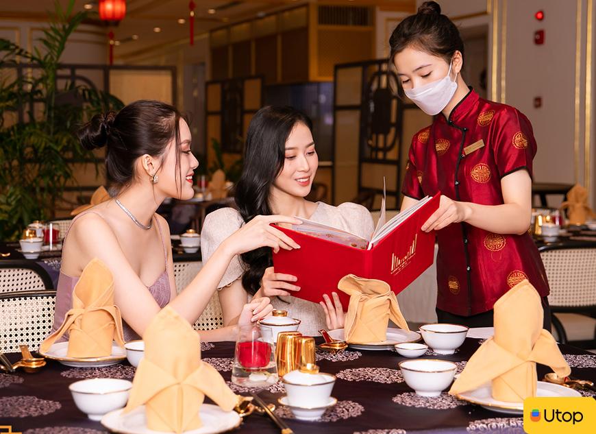 Cảm nhận trải nghiệm tại nhà hàng Golden Lake Palace