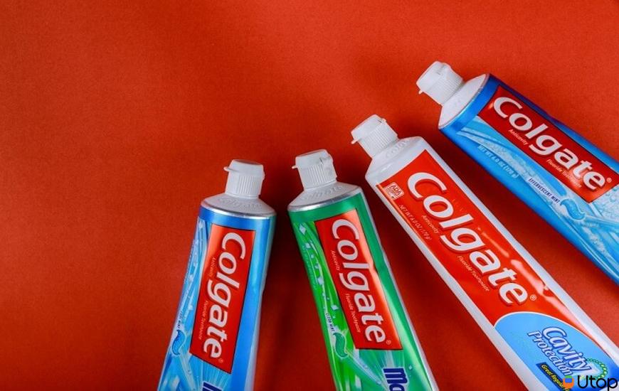 3. Kem đánh răng Colgate