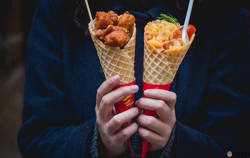 1. Pizza Cone - Gà rán ốc quế, nui phô phai ốc quế