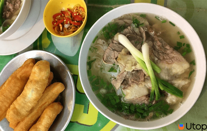 5. Phở Cường