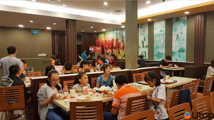 Khuyến Mãi Ngập Tràn Ăn Gà Giòn Vui Vẻ Jollibee Chỉ Có Trên App Utop|Đôi nét về Jollibee