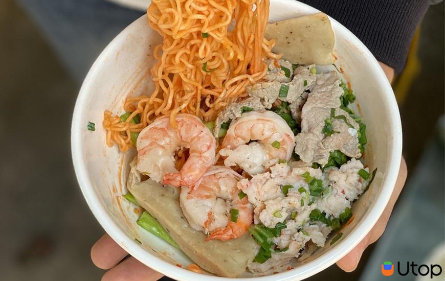 Hàng bún Quyên