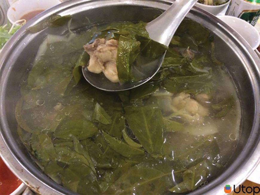 Cách chế biến canh chua lá dít thịt gà 