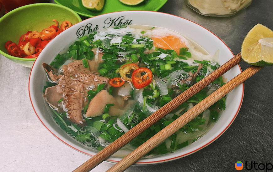 4. Phở bò Khôi Hói