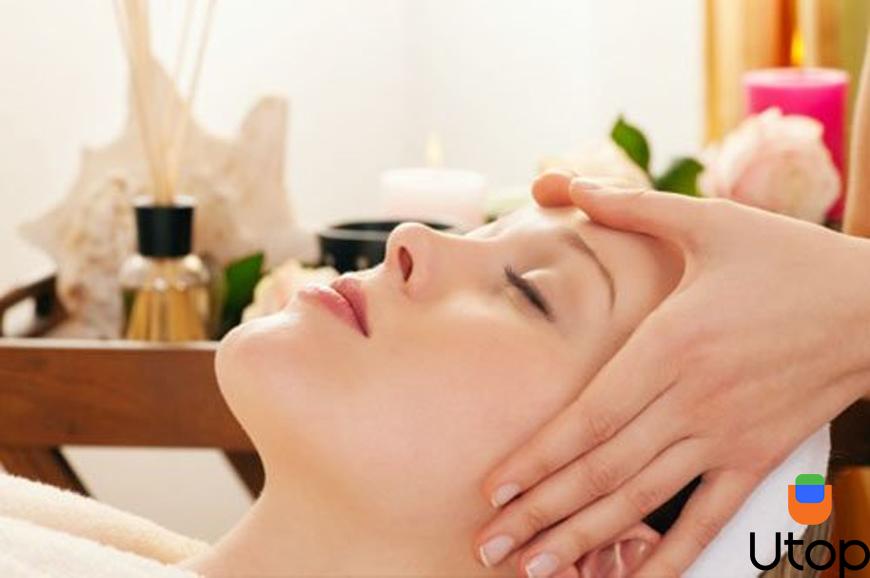  Cách massage mặt chống nếp nhăn