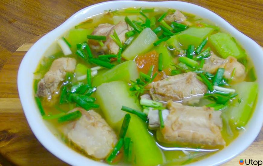 Canh sườn nấu bí