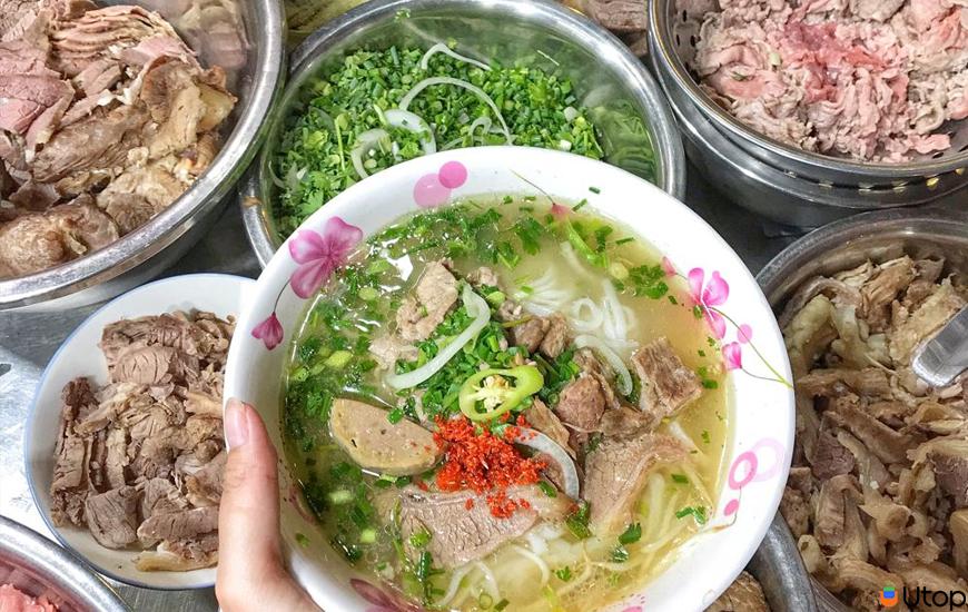 5. Một bát phở Sài Gòn có rất nhiều topping