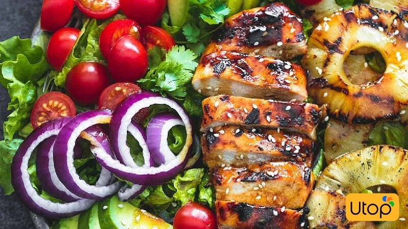 Salad station Gà tẩm sốt Teriyaki với màu sắc kích thích vị giác