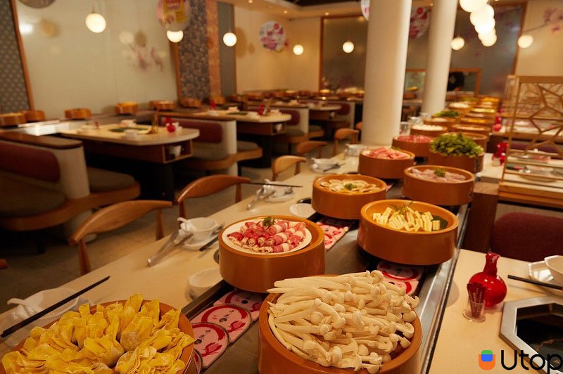 Buffet Lẩu Băng Chuyền Yuhua - Hoàng Hoa Thám