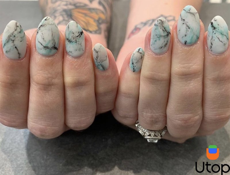 Mẫu nail sơn họa tiết vân đá