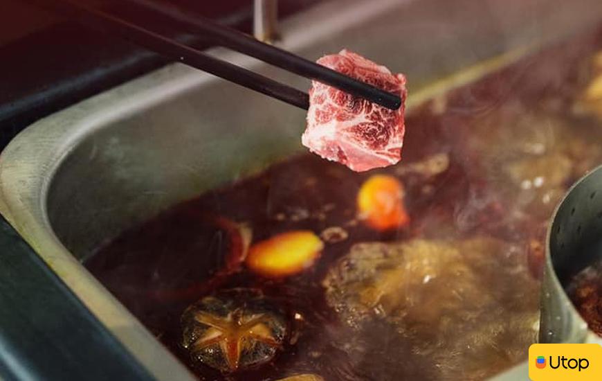 Thực đơn đa dạng tại nhà hàng Hutong Hotpot