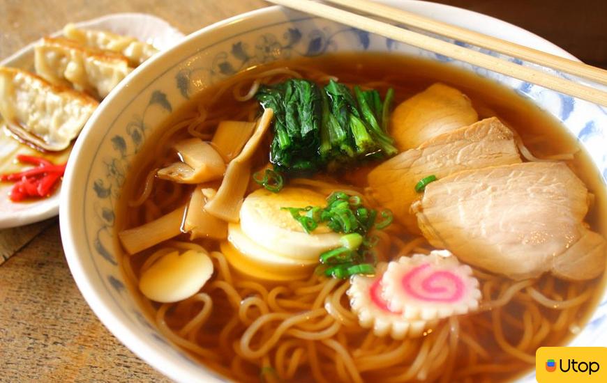 Bước 6: Hoàn thành bát mì ramen